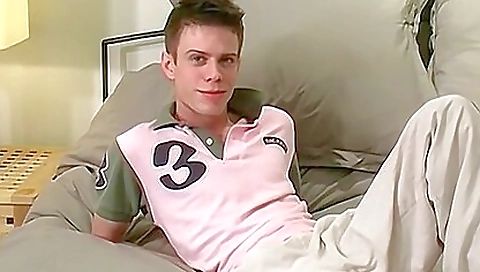 Hot Skinny teen 18+ Jerking Off And Moaning