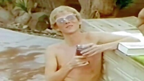 The Light From The Second Story Window (1973)